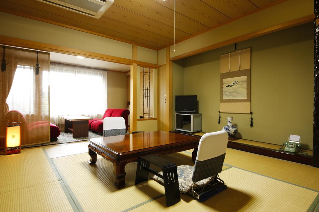 Ryokufuen Kiyoharu Hotel Takayama  Room photo